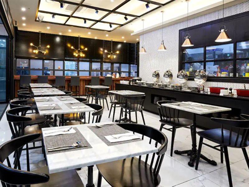 Raonstay In Perla Hotel Jinju Exteriör bild