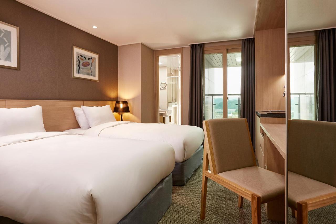 Raonstay In Perla Hotel Jinju Exteriör bild